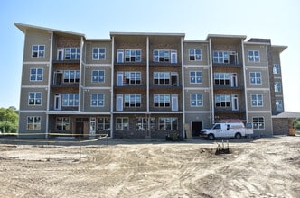 Freedom Village of Bellevue, 55+ neighborhood in Bellevue, NE - Building Photo - Building Photo