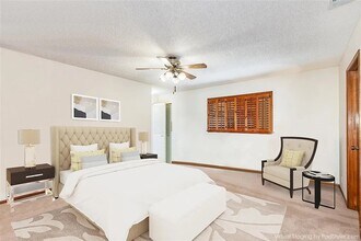 1055 Corwin Pl in Hemet, CA - Foto de edificio - Building Photo