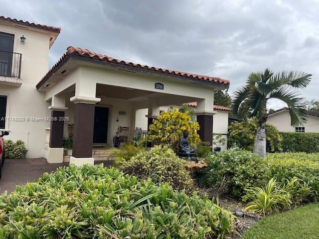 2701 SW 97th Ave in Miami, FL - Building Photo