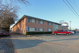 Lido in Irving, TX - Building Photo