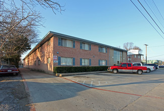 Lido in Irving, TX - Building Photo - Building Photo