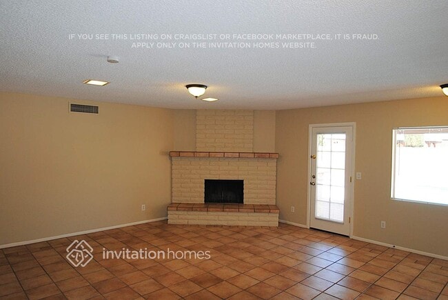 5216 W Laurie Ln in Glendale, AZ - Building Photo - Building Photo