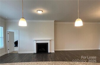 175 Yellow Birch Loop in Mooresville, NC - Building Photo - Building Photo
