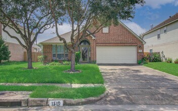 1519 Mustang Crossing in Missouri City, TX - Building Photo - Building Photo