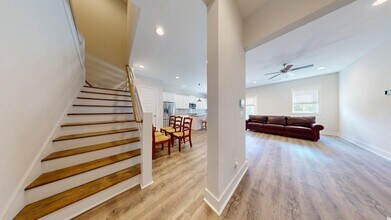 Owens Crossing Townhome in Auburn, AL - Building Photo - Building Photo