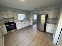 710 2nd Ave NE, Unit A in Largo, FL - Building Photo - Building Photo