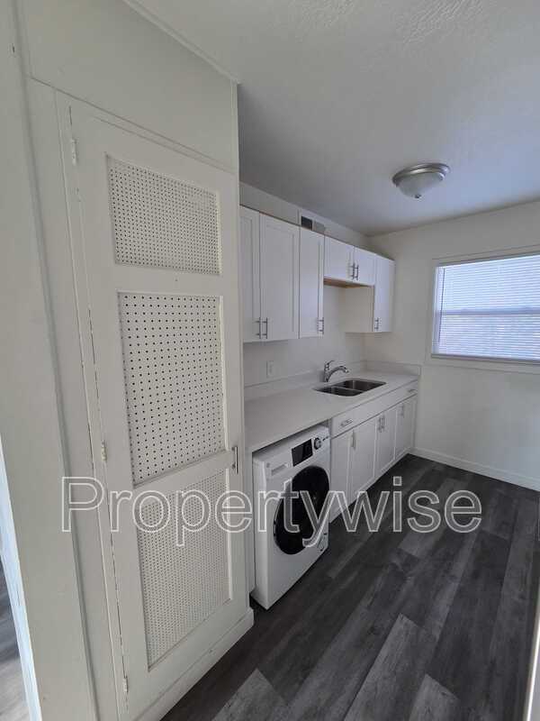 1054 W 1520 N in Ogden, UT - Building Photo - Building Photo