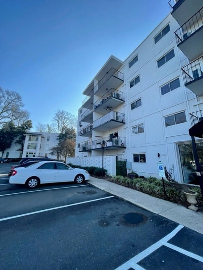 2503 Roswell Ave in Charlotte, NC - Building Photo - Building Photo