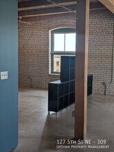 127 5th St NE in Minneapolis, MN - Building Photo - Building Photo