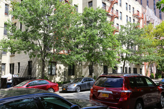 20 LAUREL HILL TER in New York, NY - Building Photo - Building Photo