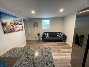 612 Cedar Ave NW in Atlanta, GA - Building Photo - Building Photo