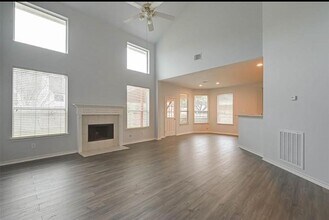 14202 Anson Grove Ln in Sugar Land, TX - Building Photo - Building Photo