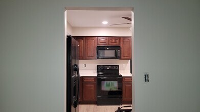 1730 Sheffield Dr in Ypsilanti, MI - Building Photo - Building Photo
