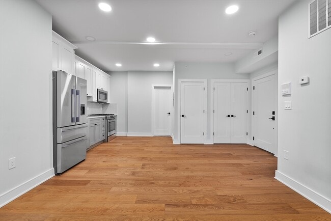 290 Prospect St, Unit 2T in Cambridge, MA - Building Photo - Building Photo