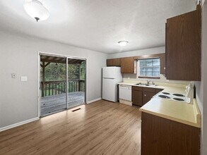 2944 Bridge Dr in Gainesville, GA - Building Photo - Building Photo