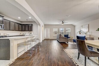 212 Durata Dr in San Marcos, TX - Building Photo - Building Photo