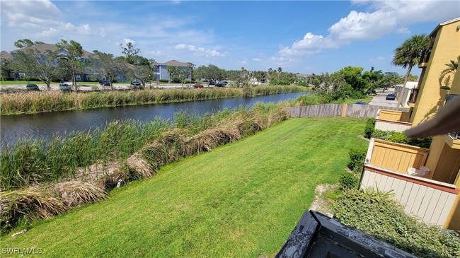 2937 Winkler Ave in Ft. Myers, FL - Building Photo - Building Photo