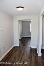 144 E Grace St in Old Forge, PA - Building Photo - Building Photo