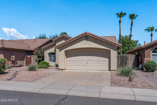 19455 N 33rd St in Phoenix, AZ - Foto de edificio - Building Photo