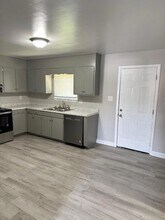 4100 N Ocoee St in Cleveland, TN - Building Photo - Building Photo