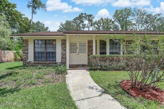 1758 Alder Dr in Orange Park, FL - Building Photo - Building Photo