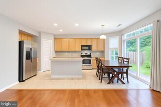 4073 Britwell Pl in Fairfax, VA - Building Photo - Building Photo