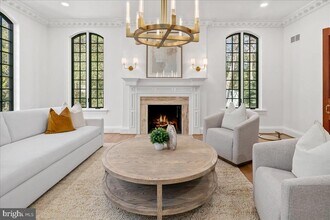 10816 Barn Wood Ln in Potomac, MD - Building Photo - Building Photo