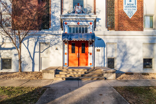 1409 N Washington Ave in Springfield, MO - Foto de edificio - Building Photo