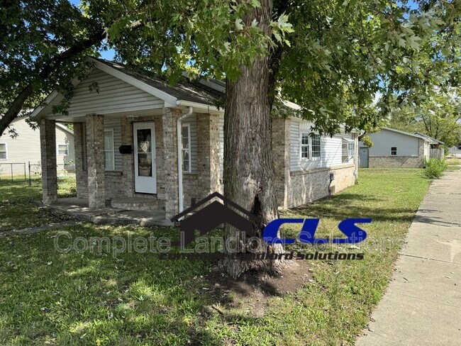 630 S 7th St in West Terre Haute, IN - Building Photo - Building Photo