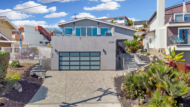27001 Calle Juanita, Unit B