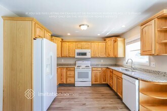1456 S Zeno St in Aurora, CO - Building Photo - Building Photo