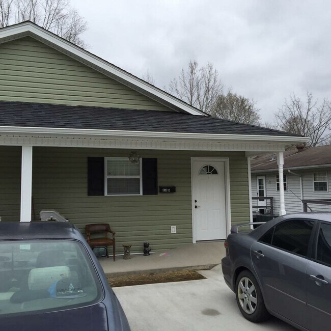 834 W 5th St Rentals in Corbin, KY