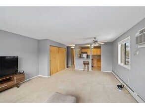 3624 E 38th St in Minneapolis, MN - Building Photo - Building Photo