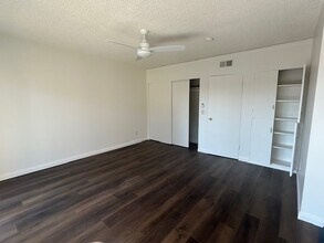 804 Merrett Dr, Unit #1 in Pasadena, CA - Building Photo - Building Photo