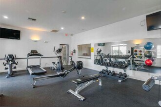 6004 Hemingway Cir in Haines City, FL - Foto de edificio - Building Photo