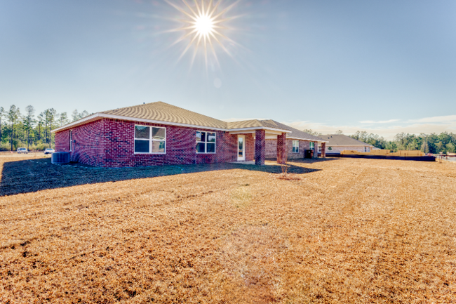 9043 Holly Cove in Biloxi, MS - Foto de edificio - Building Photo