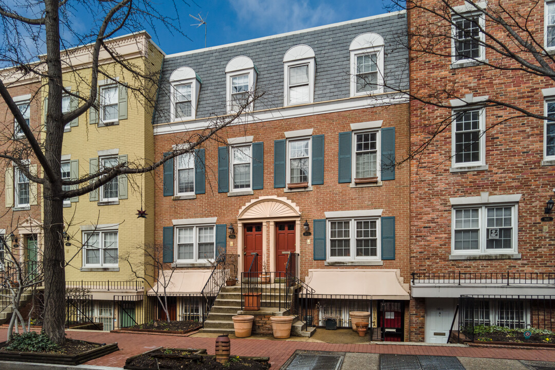 1613 Corcoran St in Washington, DC - Building Photo