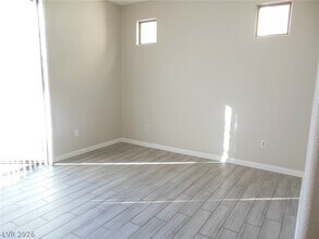 9733 Villa Lorena Ave in Las Vegas, NV - Building Photo - Building Photo