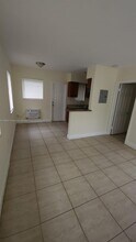 1280 NE 139th St-Unit -01 in North Miami, FL - Building Photo - Building Photo