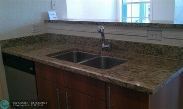 1275 Crystal Way in Delray Beach, FL - Building Photo - Building Photo