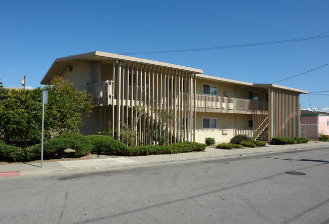 Hyde Park Apartments in Watsonville, CA - Building Photo - Building Photo