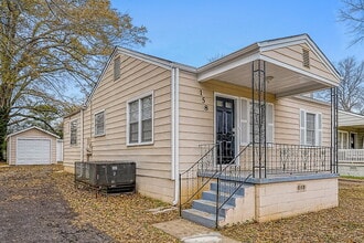 158 24th St in Hueytown, AL - Foto de edificio - Building Photo