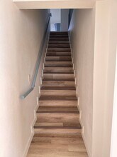 1060 McFarland Ave in Los Angeles, CA - Building Photo - Building Photo