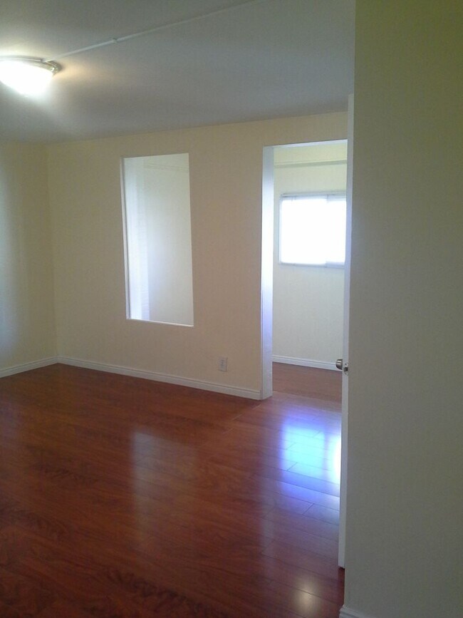349 S 300 E in Salt Lake City, UT - Building Photo - Building Photo