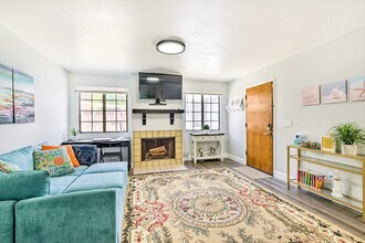 434 Larkin St, Unit ID1305279P in Monterey, CA - Foto de edificio - Building Photo