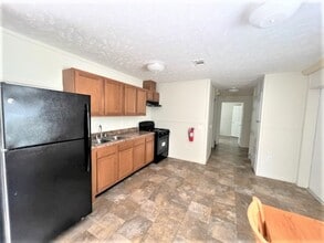 12108 Diana Dr in Lumberton, TX - Building Photo - Building Photo