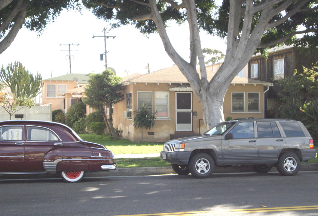 3014 Colorado Ave in Santa Monica, CA - Building Photo