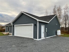 32183 US-20 in Philadelphia, NY - Building Photo - Building Photo