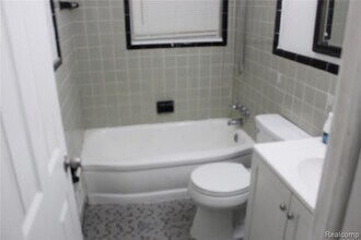 29760 Birchwood St in Inkster, MI - Building Photo - Building Photo