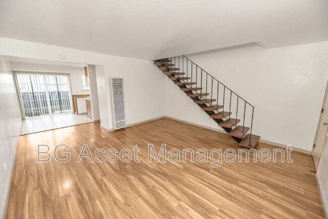 property at 1650 Barrus Ave